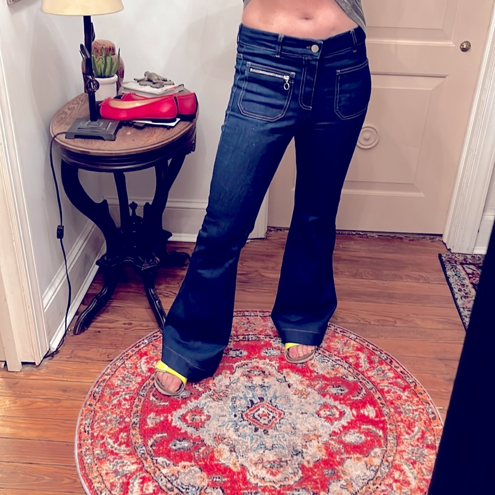 STELLA McCartney Sz 28 like new dark denim wide leg, high waist jeans 4 pockets